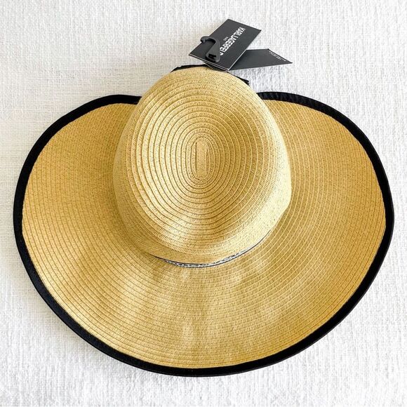 Karl Lagerfeld beach hat. - Picture 6 of 13